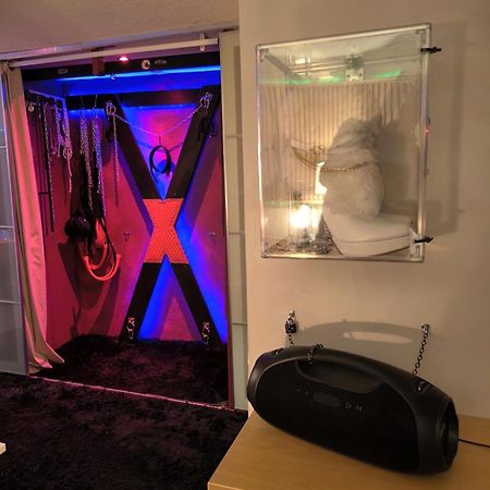 Love-Room Discret 40 M2 Bormes Les Mimosas Village Avec Terrasse Dış mekan fotoğraf