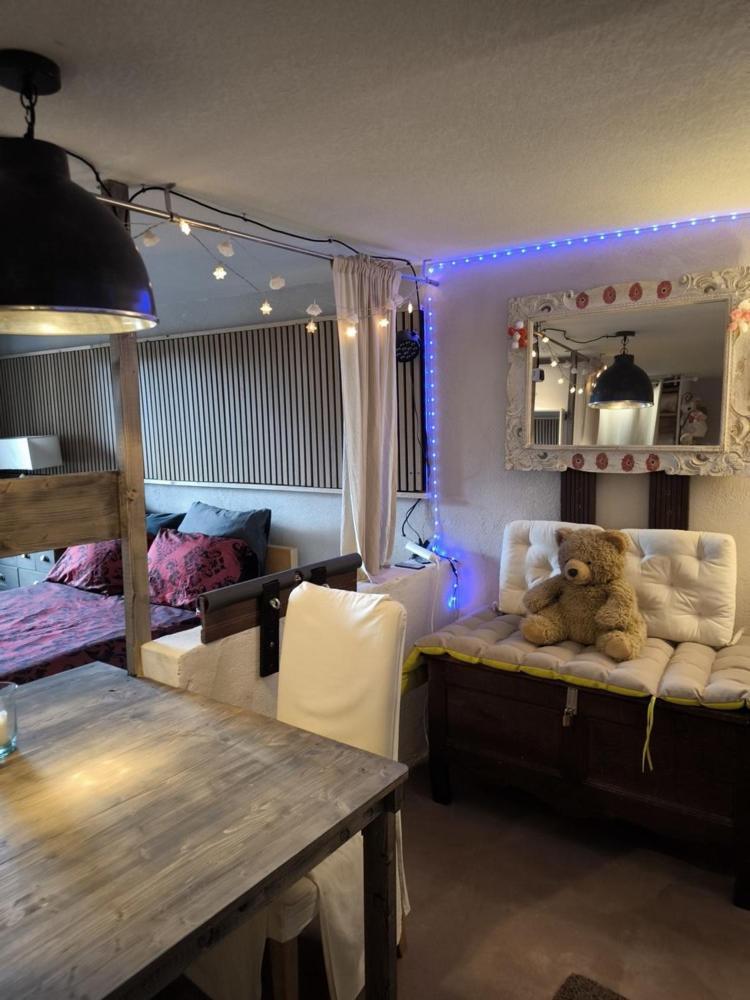 Love-Room Discret 40 M2 Bormes Les Mimosas Village Avec Terrasse Dış mekan fotoğraf
